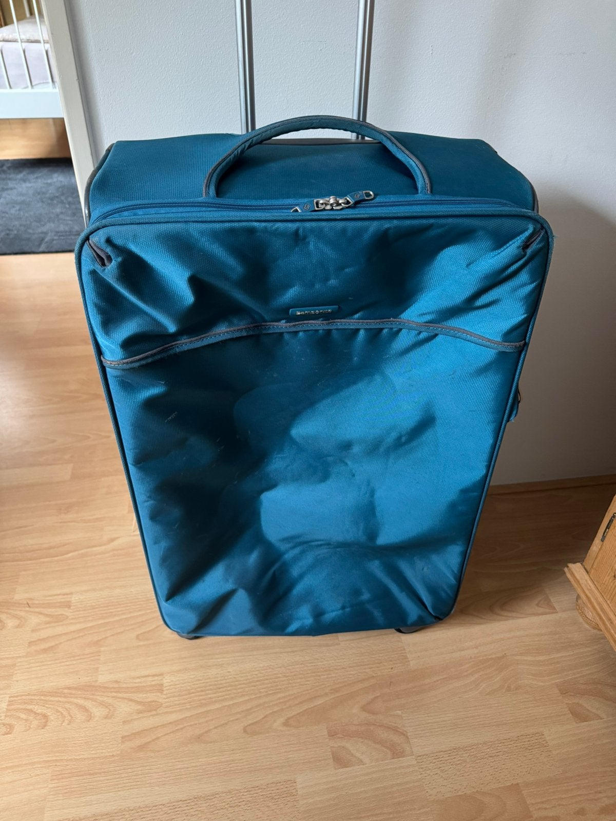 2 x koffers SAMSONITE & CARLTON, Gebruikt, 45 tot 55 cm, Zacht kunststof, Wieltjes