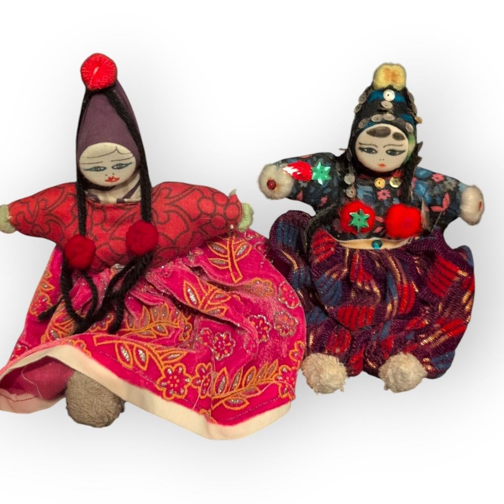 Handgemaakte Folklore Sierpoppen met Rijk Borduurwerk - 25 c, Verzamelen, Poppen, Ophalen of Verzenden, Nieuw, Pop