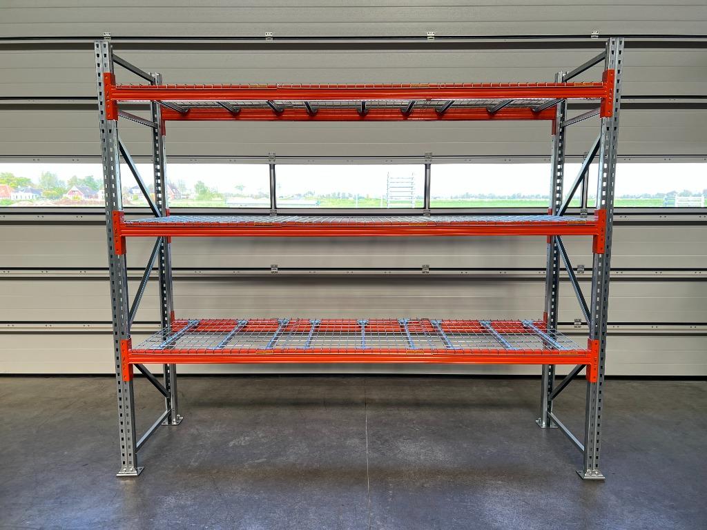 Grootvakstelling Esnova nieuw 250x80 met roosters, Ophalen of Verzenden