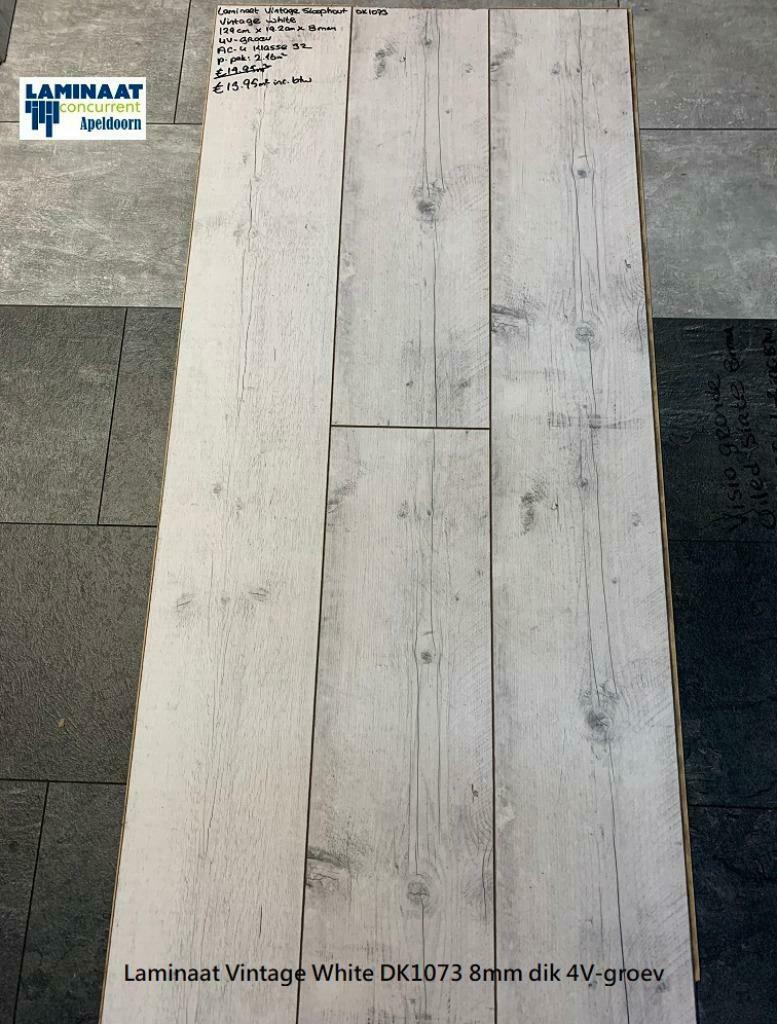 KOOPZONDAG Laminaat Vintage Wit DK1073 8mm dik 4V-Groev, 75 m² of meer, Wit, Nieuw, Ophalen of Verzenden
