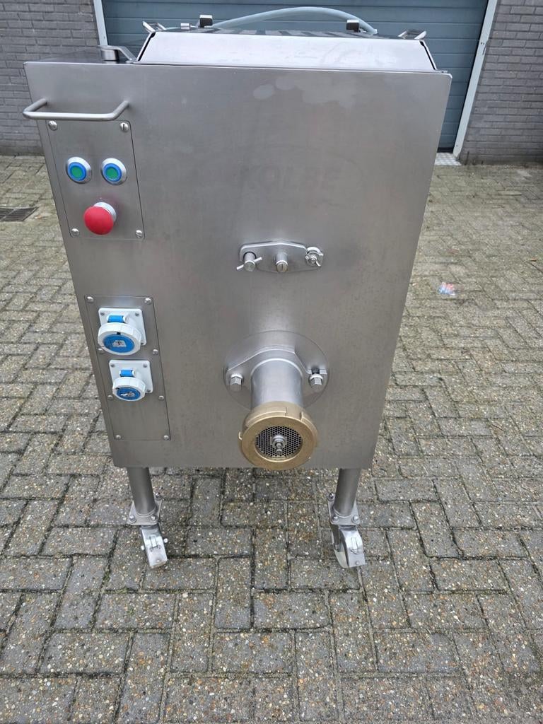 Professionele Vleesmolen Kolbe MW100 slagerij, Ophalen