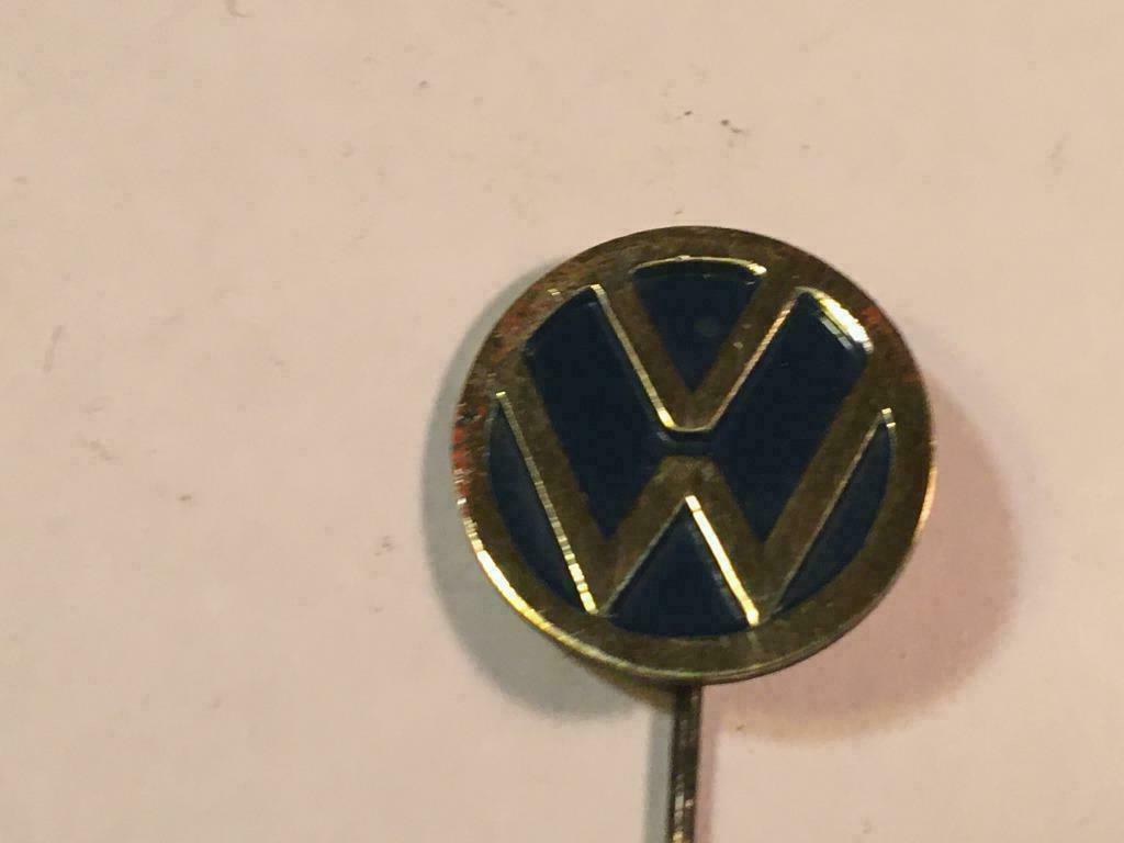 Metalen VW Volkswagen Automerk Speld (Groot Formaat)., Ophalen of Verzenden, Zo goed als nieuw, Transport, Speldje of Pin