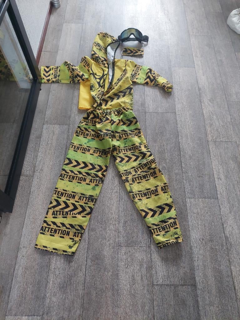 Carnaval  kinderen, Ophalen, Zo goed als nieuw, 134 t/m 140, Jongen of Meisje