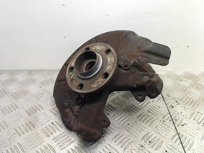 Fusee rechts-voor van een Volkswagen Polo, Gebruikt, -, Volkswagen, -
