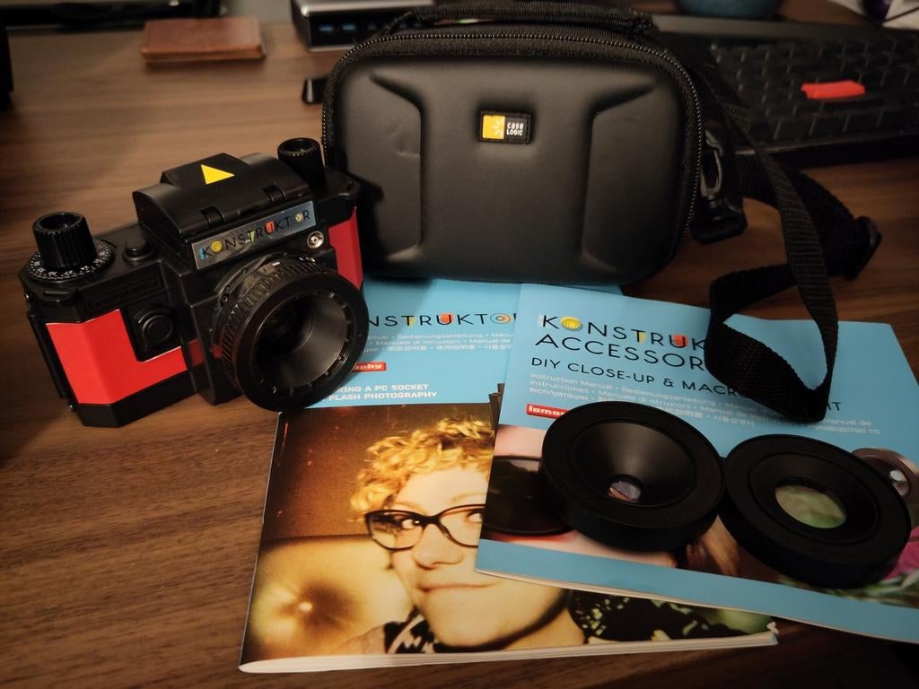 Lomography Konstruktor camera incl lenzen en tas, Audio, Tv en Foto, Fotocamera's Analoog, Ophalen of Verzenden, Zo goed als nieuw