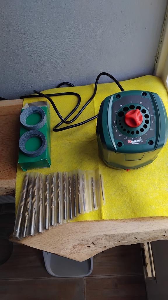 Boren slijpmachine borenslijper, Ophalen of Verzenden, Minder dan 700 watt, Werkbankslijpmachine