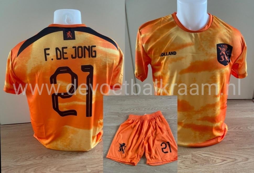 OPRUIMING VOETBAL SET € 7,50  o.a f de jong  en mbappe enz, Maat XS of kleiner, Ophalen of Verzenden, 6921 GB, Set