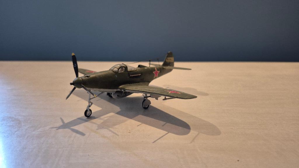 Plastic model van een Bell P-39 Airacobra schaal 1/72 (M85), Ophalen, Gebruikt, Schaalmodel