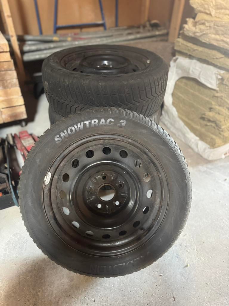 Winterbanden, 16 inch, Banden en Velgen, Winterbanden, Ophalen of Verzenden