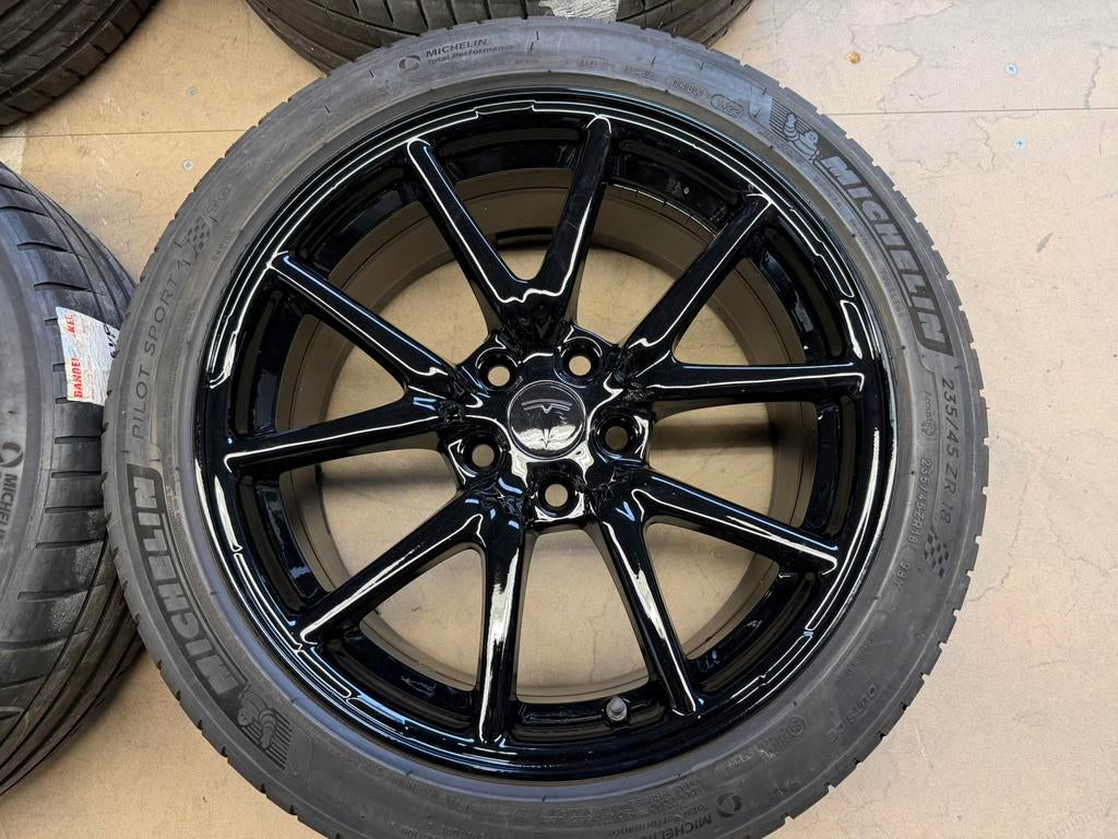 ☀️18 inch origineel Tesla model 3 Aero velgen met banden