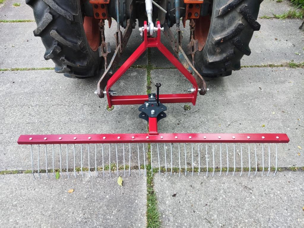 NIEUWE verticuteer- en grindhark voor minitractor (150 cm.), Meynie, Ophalen of Verzenden, Meynie, Werkplaats, Gebouw of Erf
