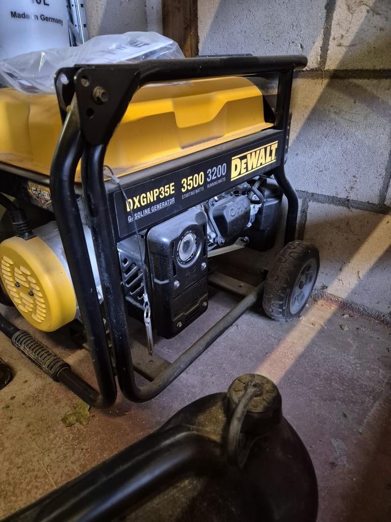 Aggegraat benzine, Doe-het-zelf en Verbouw, Aggregaten, Ophalen, Dieselolie