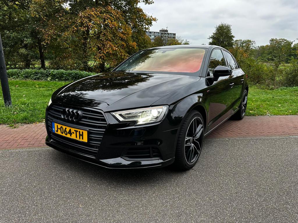 Audi A3 1.0 Tfsi 116pk S Tronic 2017 Zwart, Auto's, Audi, Zwart, 1180 kg, 115 pk, Particulier