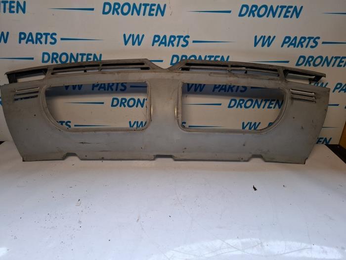 Frontpaneel van een Alfa Romeo Alfetta, Gebruikt, -, Verzenden, -