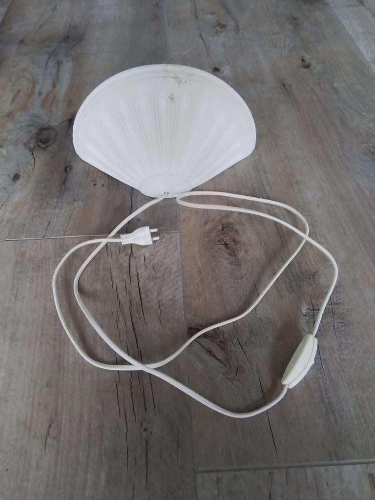 Schemerlamp in de vorm van een schelp, Ophalen, Gebruikt, Kunststof, Vintage