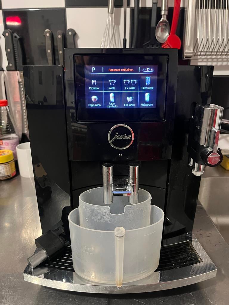 Jura S8, 10 kopjes of meer, Koffiemachine, Ophalen of Verzenden, Zo goed als nieuw