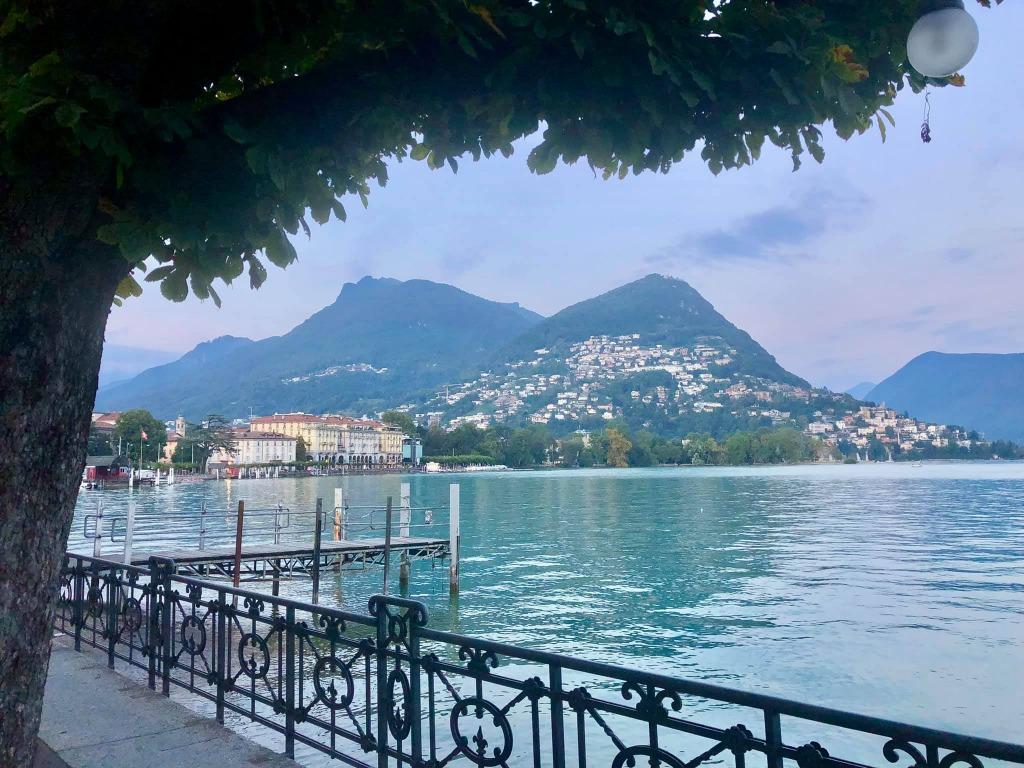 Te huur chalets aan het meer van Lugano in Italië met Airco!, Vakantie, 2 slaapkamers, Lombardije en Merengebied, Recreatiepark