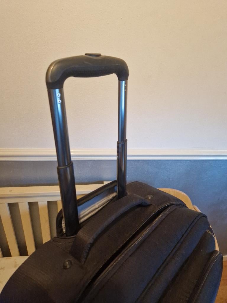 Computer trolly, Zwart, Ophalen of Verzenden, 60 tot 80 cm, Wieltjes
