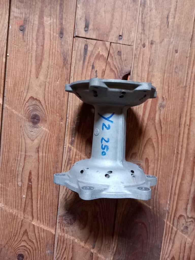 yamaha yz 250 orginele wielnaaf, Ophalen of Verzenden
