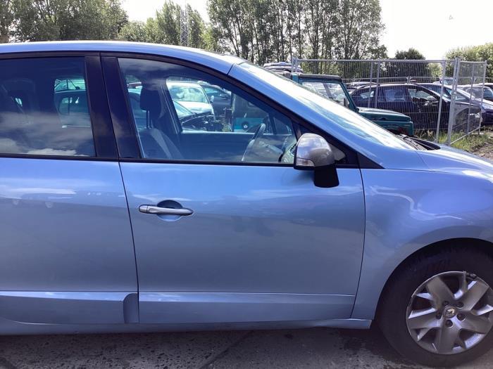 Portier 4Deurs rechts-voor van een Renault Scenic (TERPA), Gebruikt, -, -, Ophalen of Verzenden
