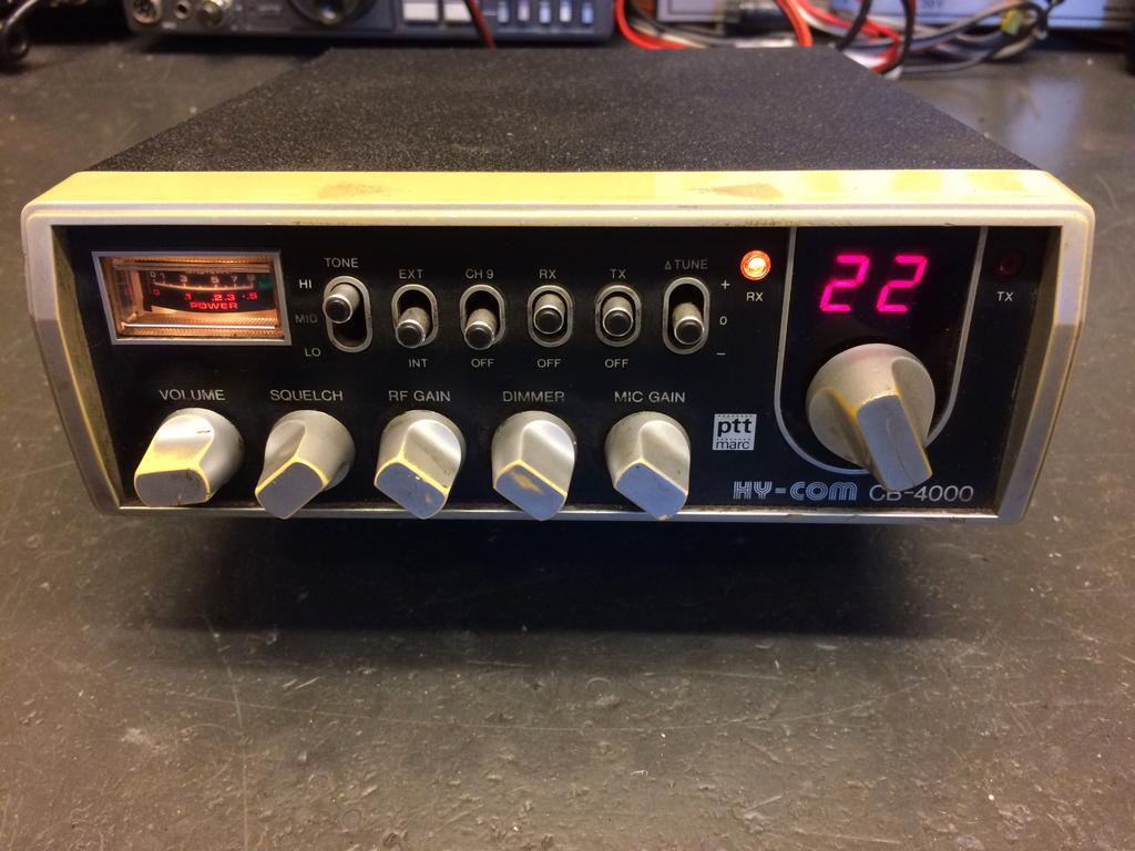 27 mc hycom 4000  2stuks 22 ch pr incl vzk, Ophalen of Verzenden, Zender en Ontvanger