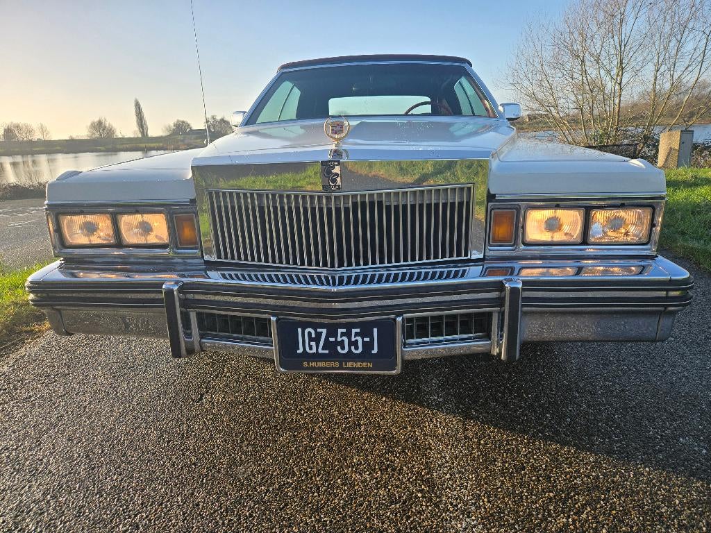 Trouwauto huren Mercedes PorscheBMWCadillacSaab cabrio huren, Met chauffeur, Personenauto