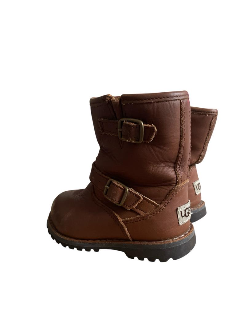 UGG Laarsjes Maat 23, Kinderen en Baby's, Kinderkleding | Schoenen en Sokken, Ophalen of Verzenden, Gebruikt
