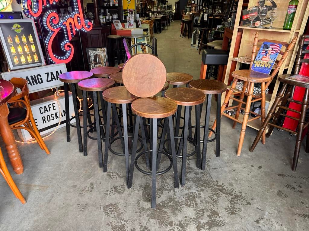 Barkrukken kroeg café toog krukken mancave bar kantine, Met voetsteun, 60 tot 90 cm, Ophalen of Verzenden, Hout