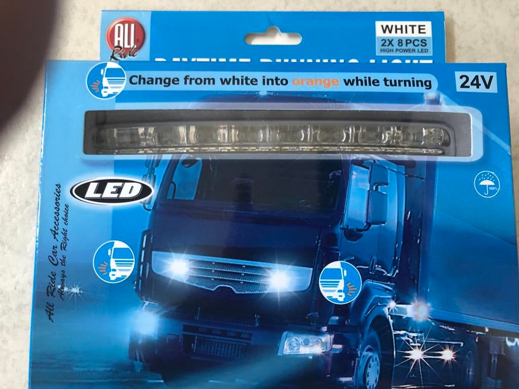 LED Dagrijverlichting + Knipperlicht 12V, Ophalen of Verzenden, Nieuw, Universele onderdelen