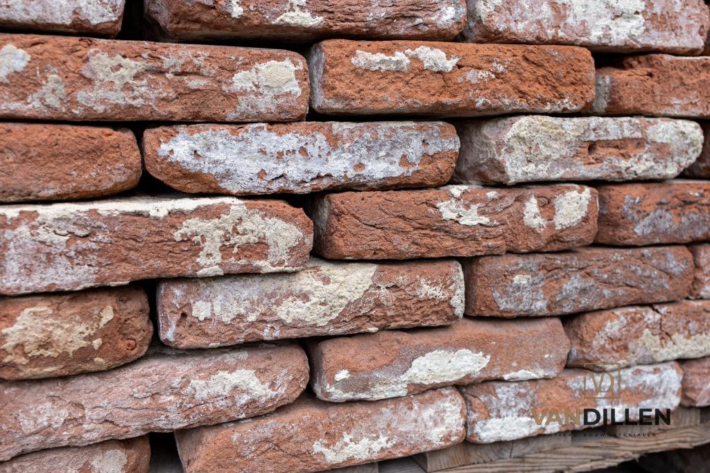 Restpartij rode handvorm antieke stenen 900 stuks, Verzenden, Gebruikt, Bakstenen