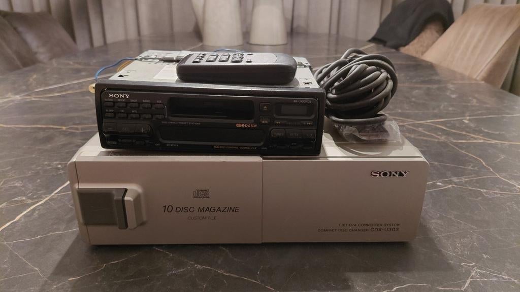 Vintage Sony Autoradio met CD Wisselaar, Ophalen, Gebruikt