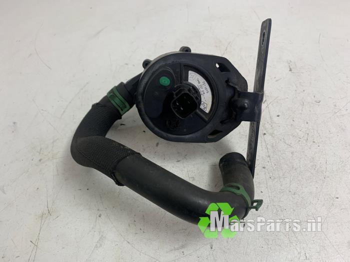 Extra waterpomp van een Renault Kangoo, Gebruikt, -, Renault, -