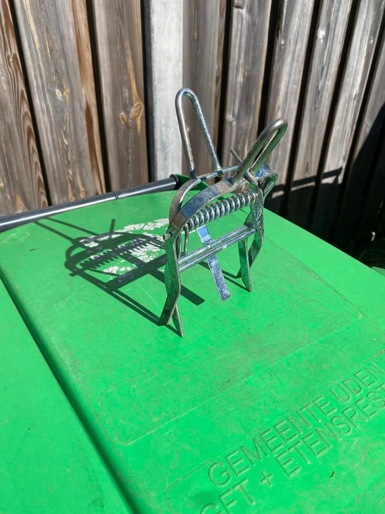Mollenklemmen, Tuin en Terras, Bestrijdingsmiddelen, Ophalen, Zo goed als nieuw, Ongediertebestrijding
