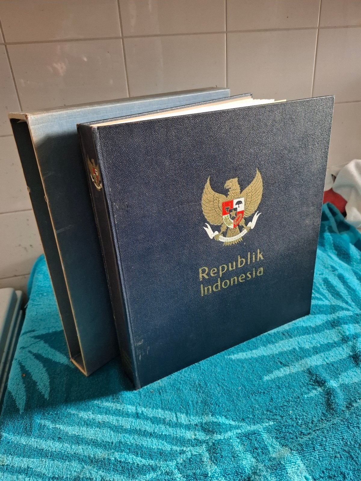 1297 Davo Indonesië 1980/1988 Leeg Met Klemstroken (1/3), Ophalen of Verzenden, Nederland