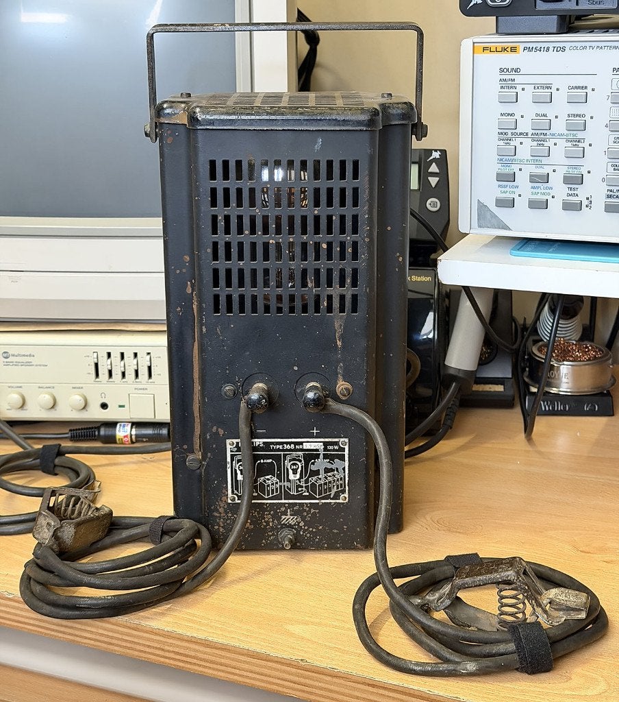 Philips 368 gelijkrichter / acculader, jaren 30, Ophalen, Gebruikt