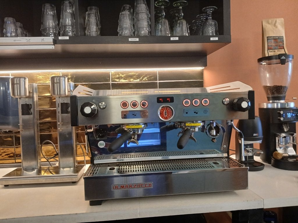 LaMarzocco Linea PB, 10 kopjes of meer, Ophalen, Nieuw, Koffiemachine