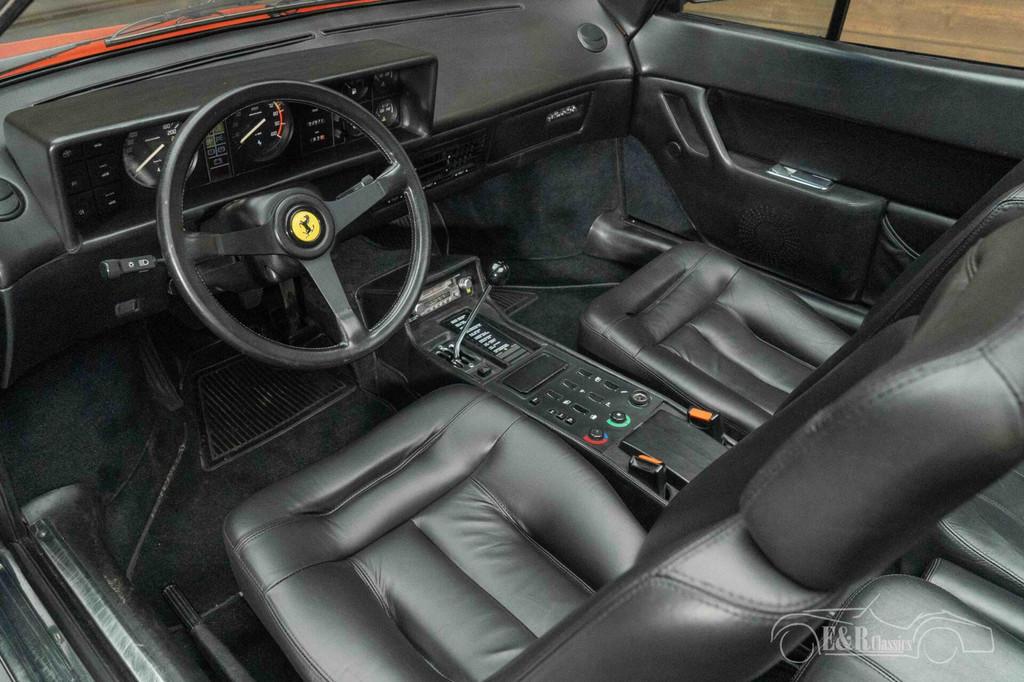 Ferrari Mondial Cabriolet | Onderhoudshistorie bekend | 1984, Achterwielaandrijving, Zwart, Cabriolet, 4 stoelen