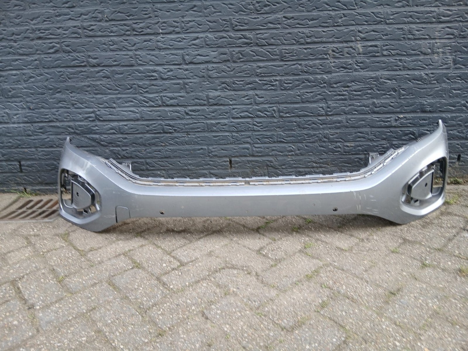 Voorbumper 6x pdc VW T-roc facelift bj 2021-2025, Auto-onderdelen, Carrosserie en Plaatwerk, Gebruikt, Wolfsburg, Ophalen of Verzenden