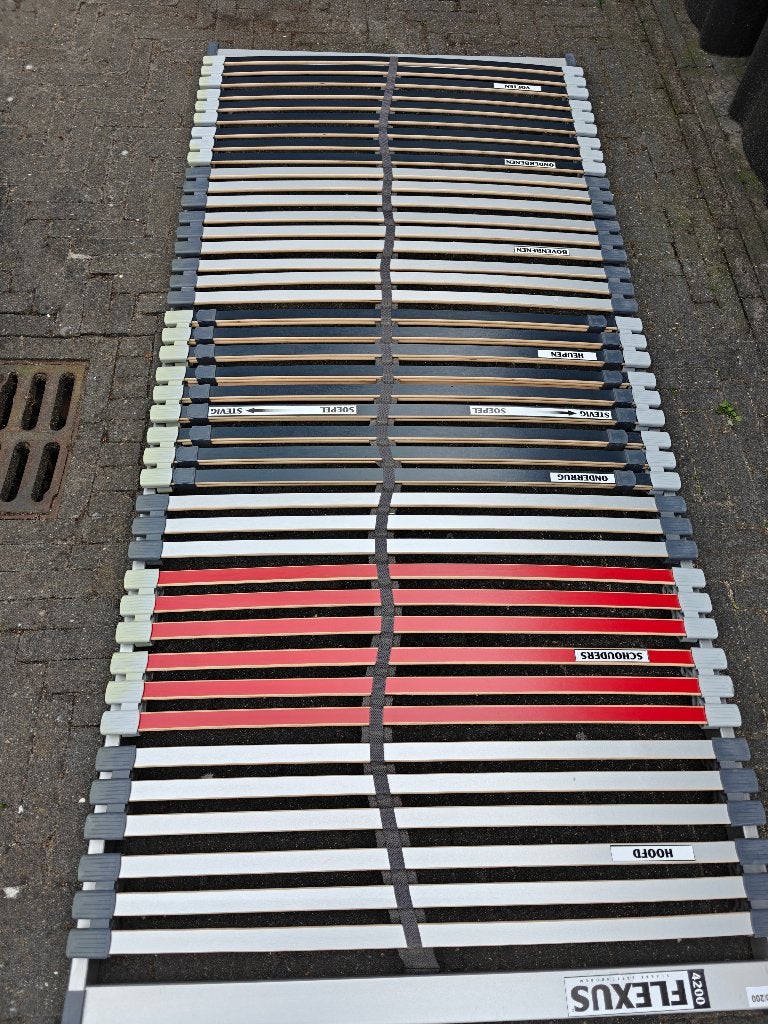 Lattenbodem, Ophalen, Gebruikt, 90 cm, Eenpersoons