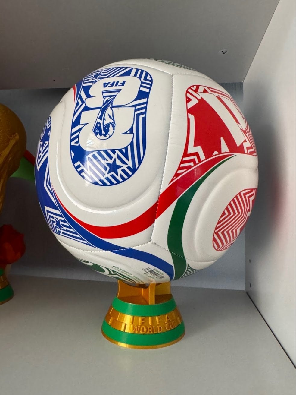 WK voetbal standaard - FIFA World Cup bal met houder, Ophalen of Verzenden, Zo goed als nieuw, Bal
