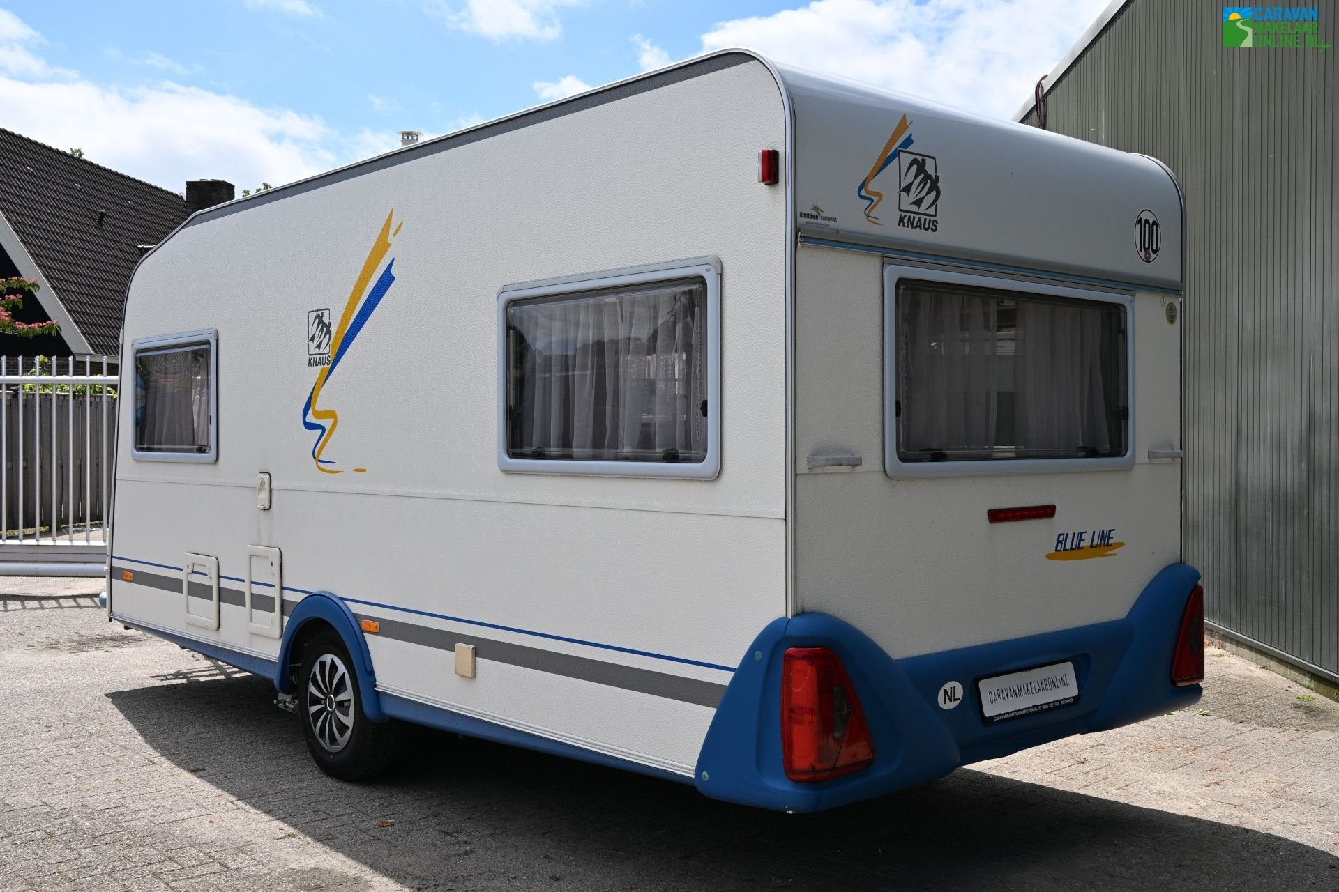 Knaus Blue Line 450 TF|Mover, Caravans en Kamperen, Ringverwarming, Rondzit, Bedrijf, 750 - 1000 kg