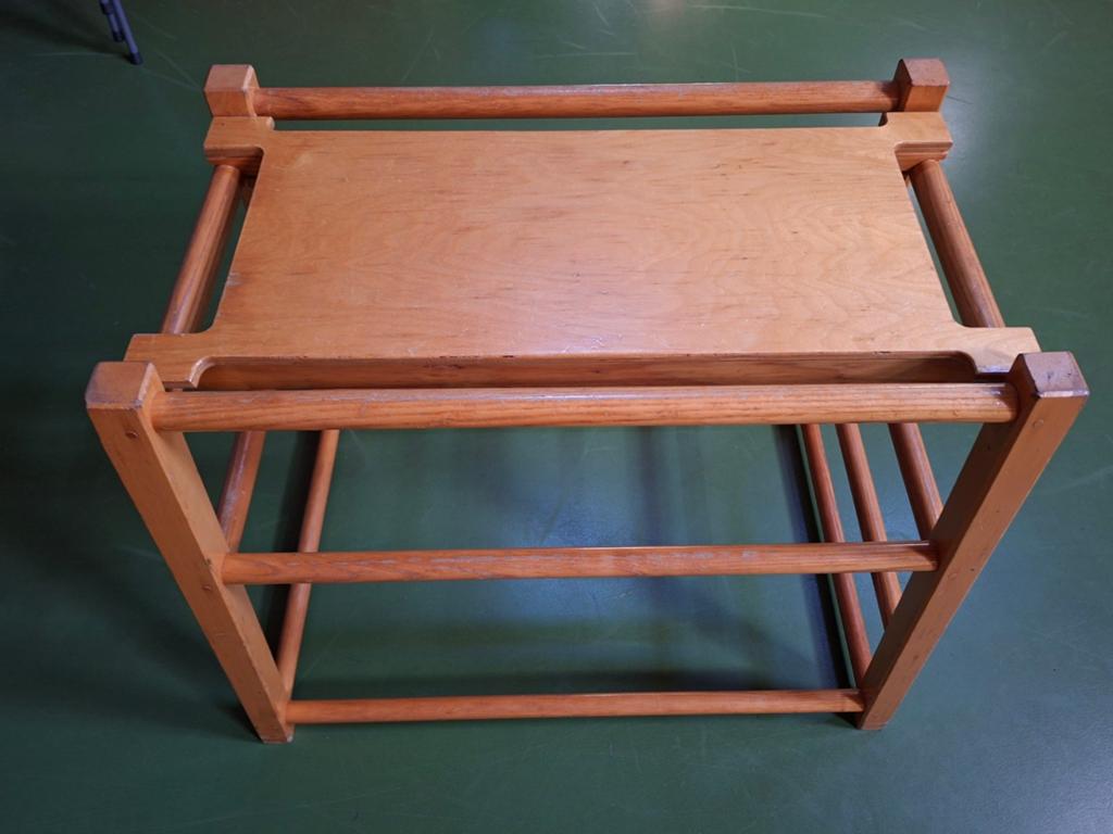 Houten kast voor speel- gymlokaal., Ophalen, Gebruikt
