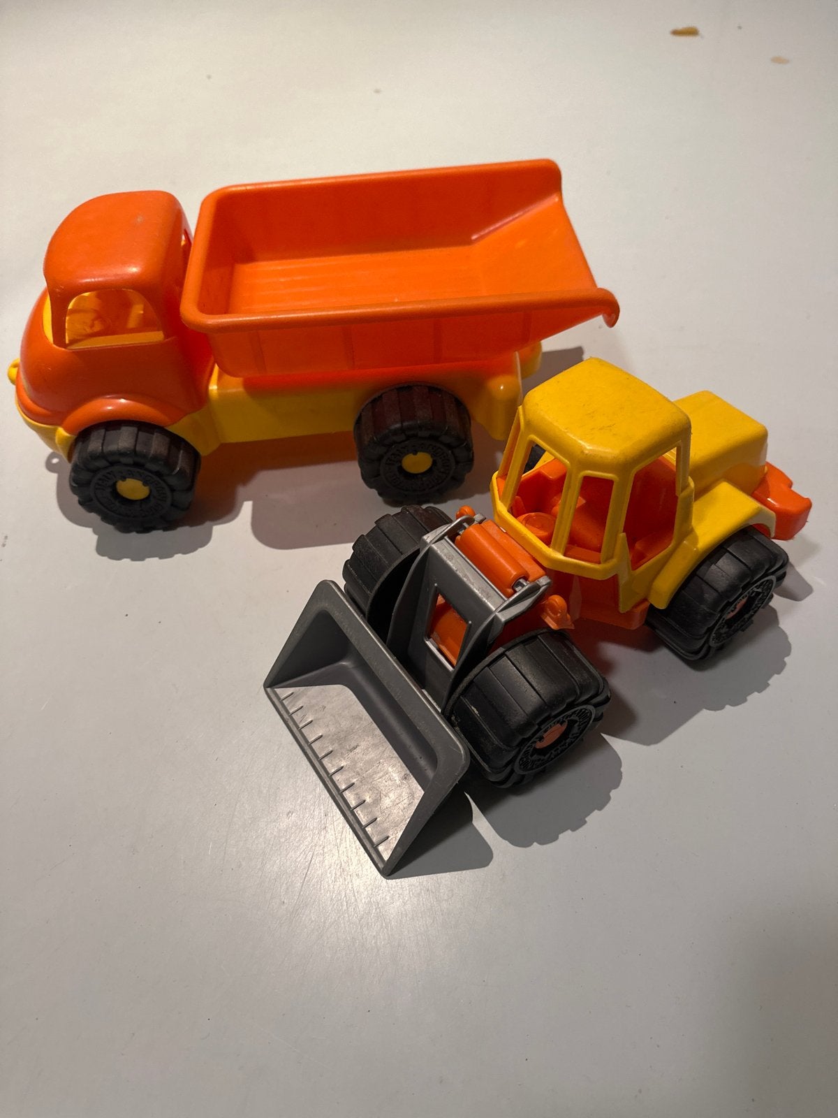 Speelgoed vrachtwagen en graafmachine set, Ophalen, Gebruikt