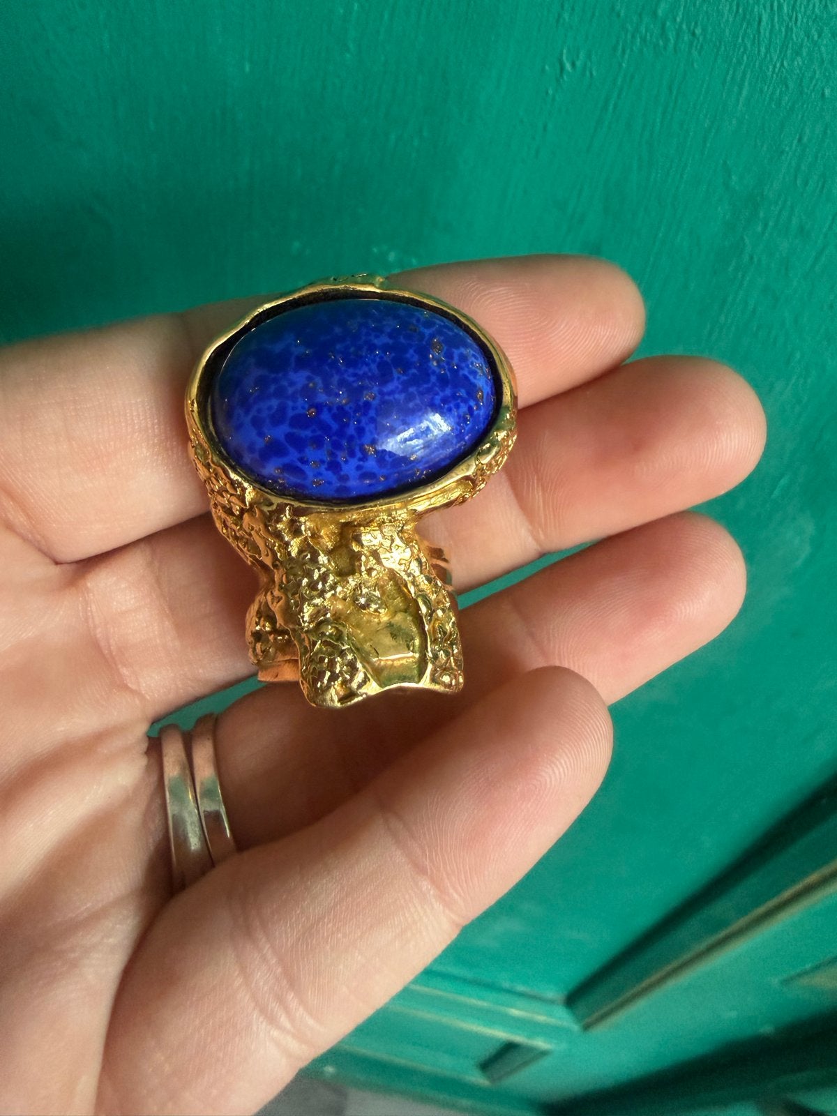 YSL "Arty" Cocktail Ring - Royal Navy Blauw & Goud, Maat US, Sieraden, Tassen en Uiterlijk, Ringen, Overige materialen, Gebruikt