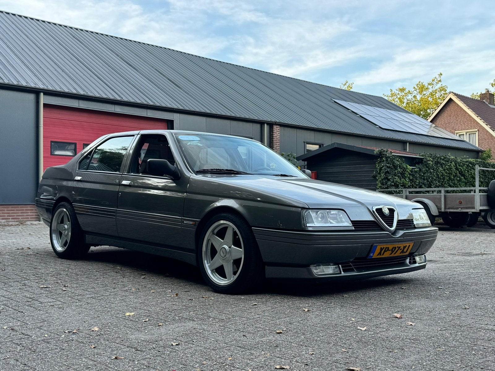 Alfa Romeo 164 3.0 V6 Busso automaat – Recaro – AZEV A, Bruin, Particulier, Sedan, 1400 kg