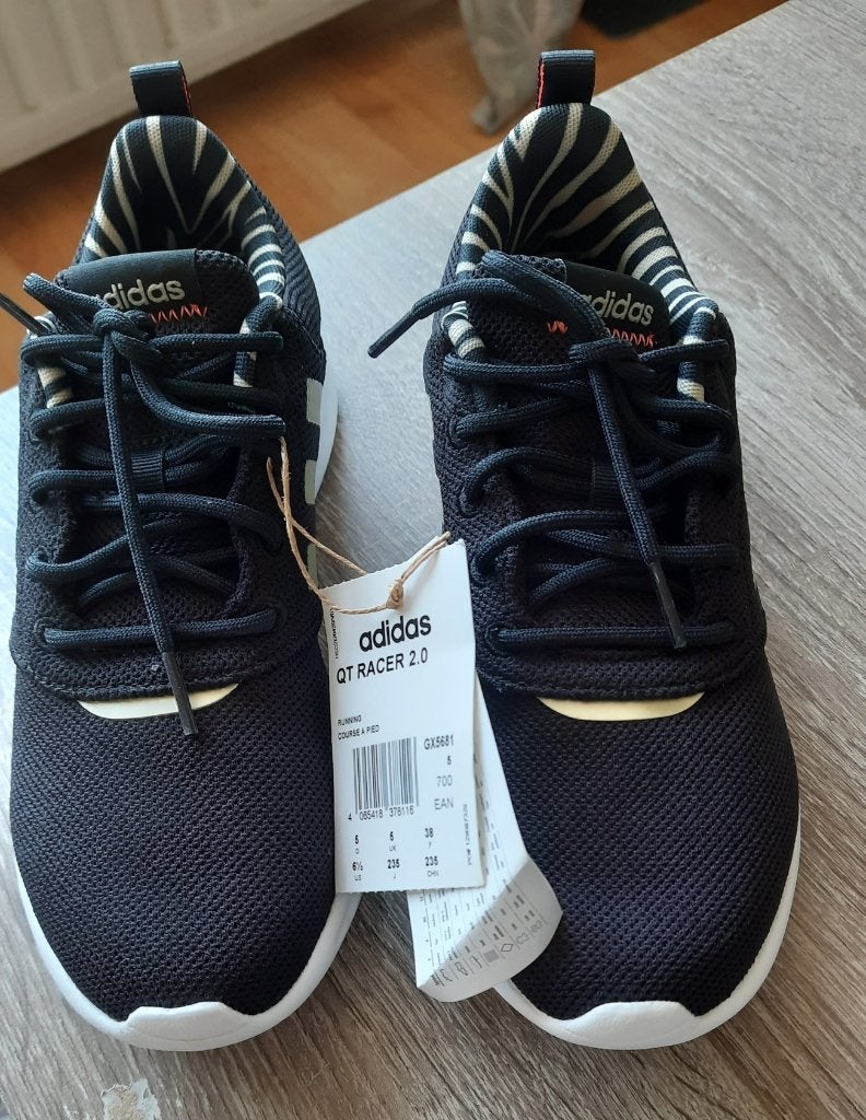 Adidas running/sportschoenen - maat 38 - nieuw, Ophalen of Verzenden, Nieuw, Blauw