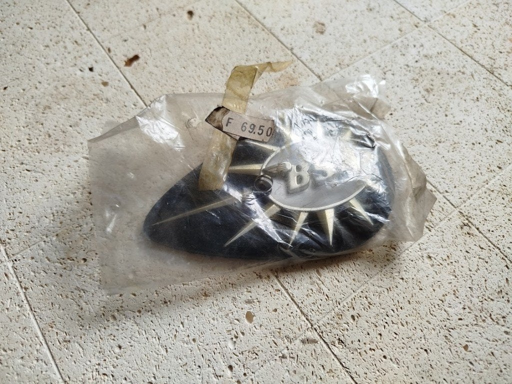 NOS tank badge Zwart/ Zilver BSA A65 A10 B40 C15, Ophalen of Verzenden