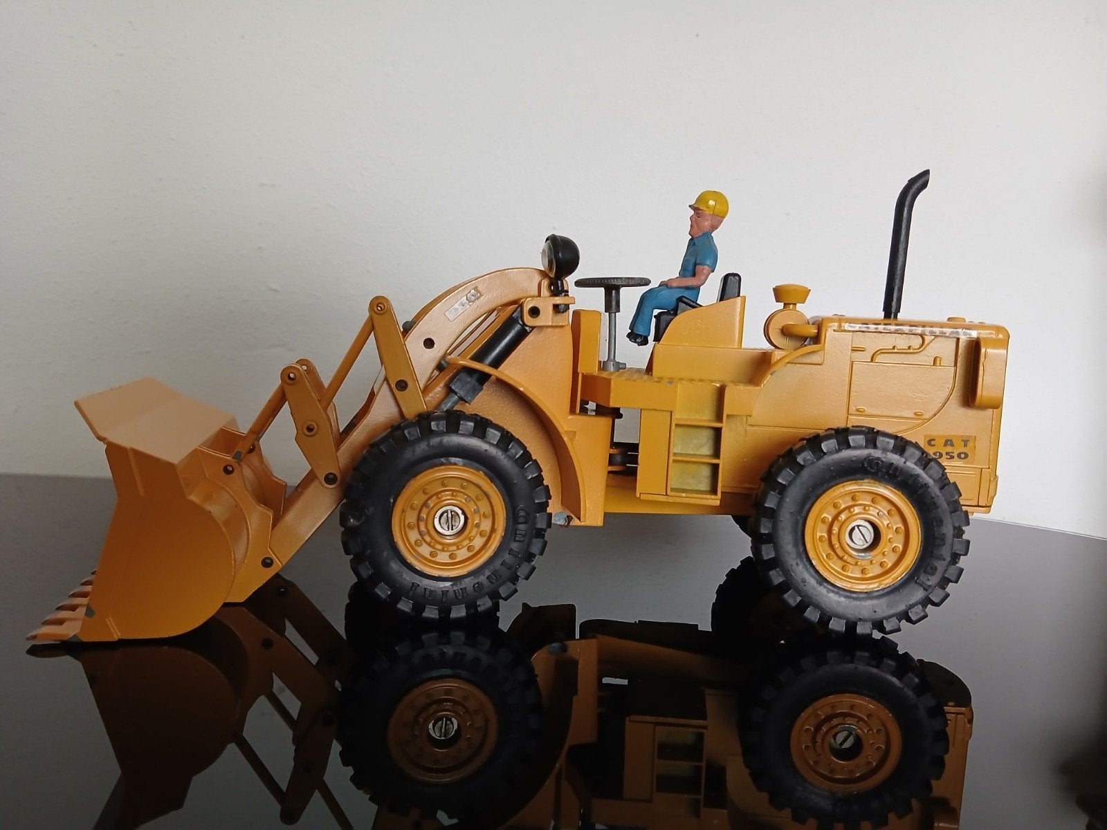 shovel Caterpillar 950 vintage model ., Ophalen of Verzenden, Gebruikt, Overige typen, Overige merken