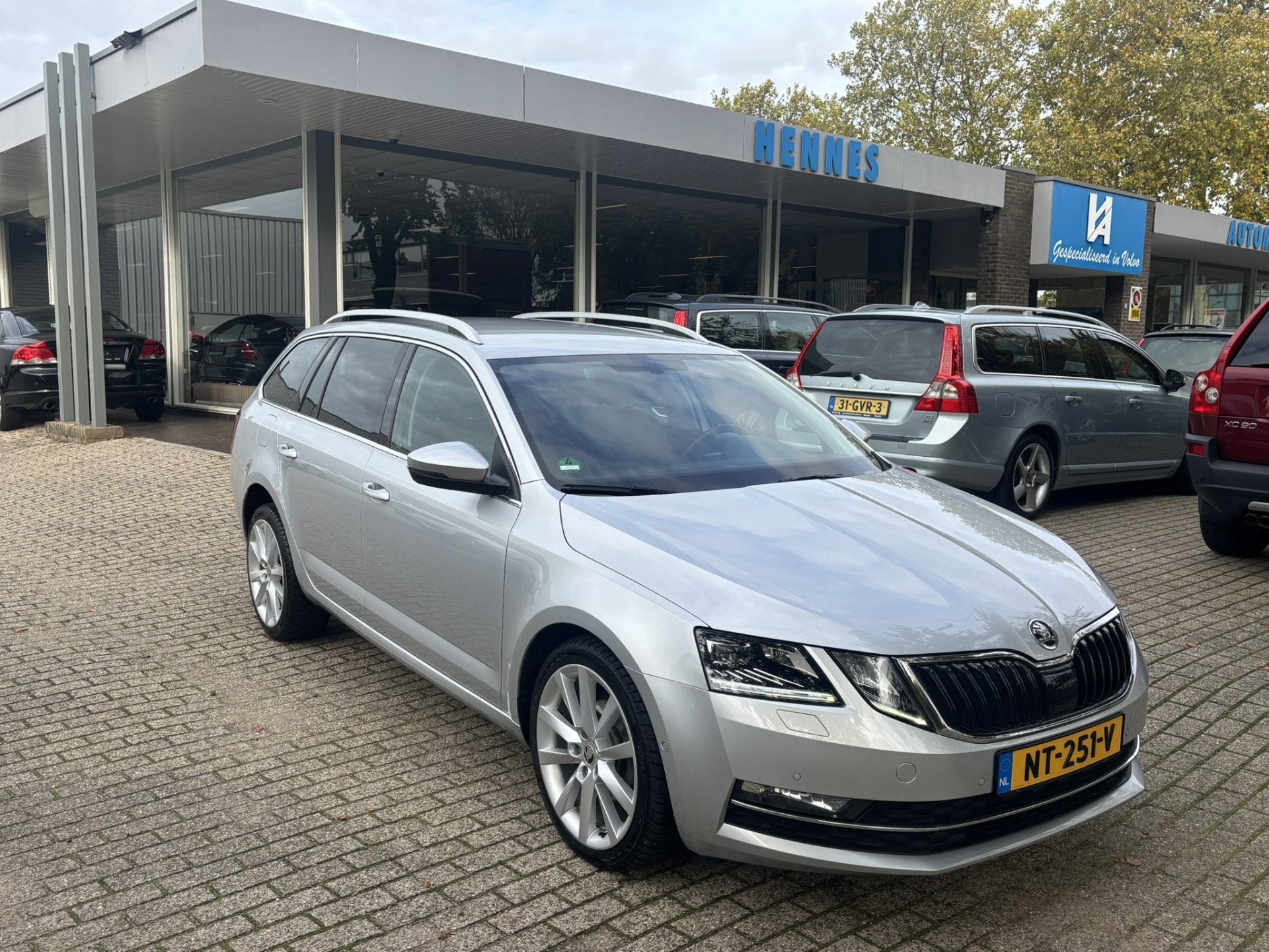 Skoda Octavia Combi 1.6 TDI DSG Greentech Style Business, Auto's, Gebruikt, Euro 6, 4 cilinders, Origineel Nederlands
