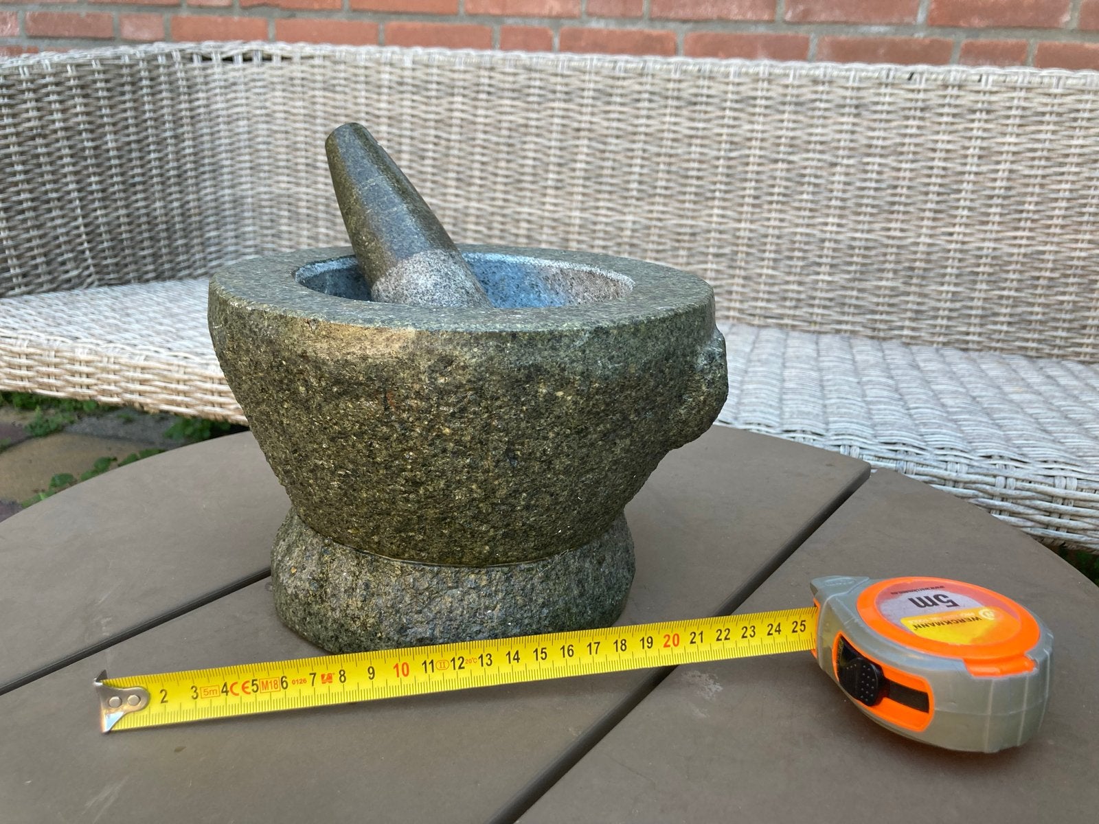 Robuuste granieten vijzel met stamper, Antiek en Kunst, Ophalen